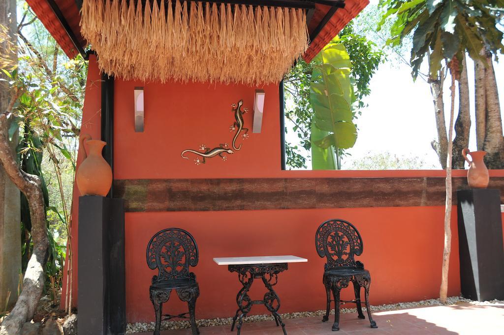 Date & Dine Resort Antipolo Ngoại thất bức ảnh
