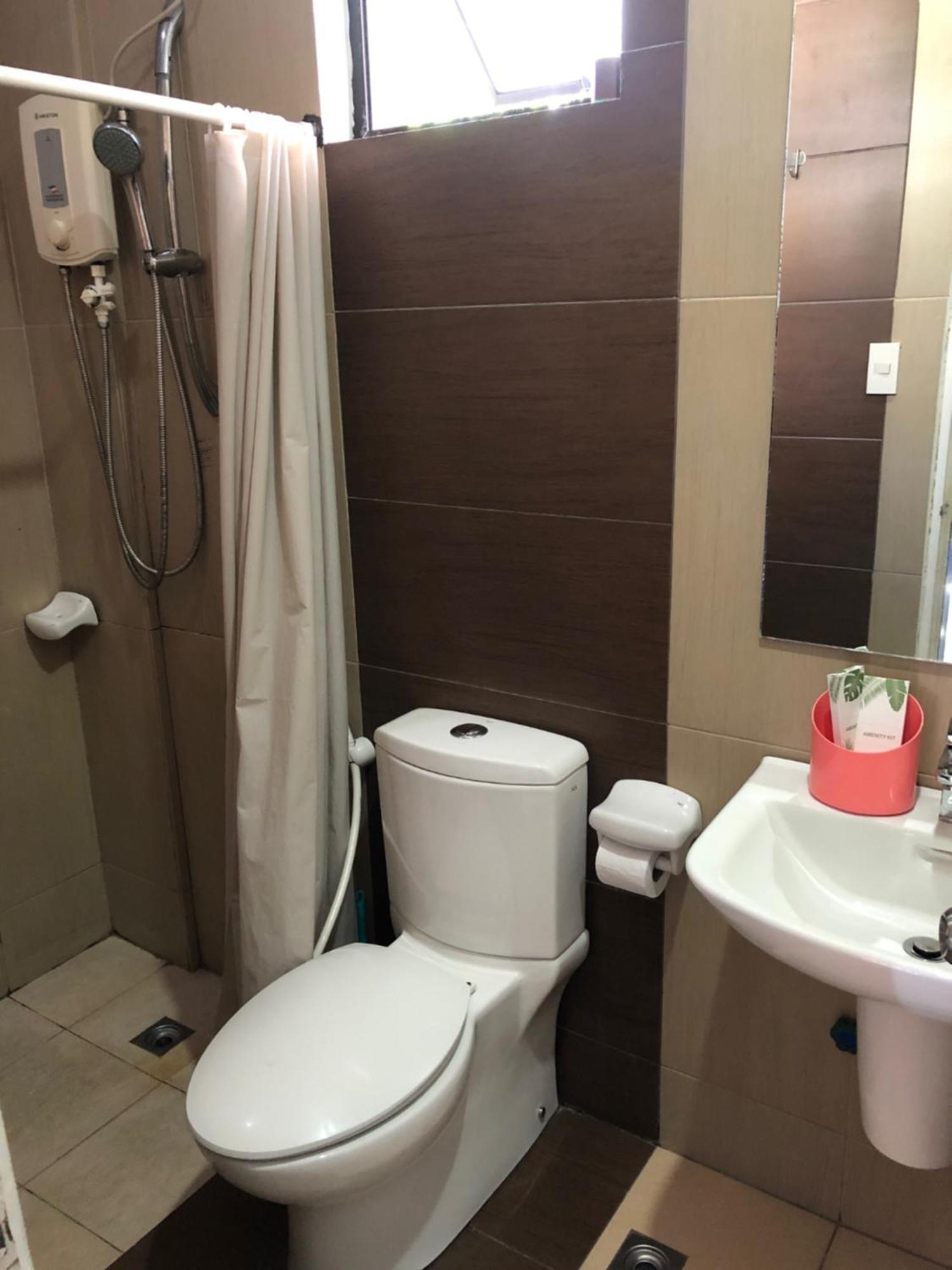 Date & Dine Resort Antipolo Ngoại thất bức ảnh