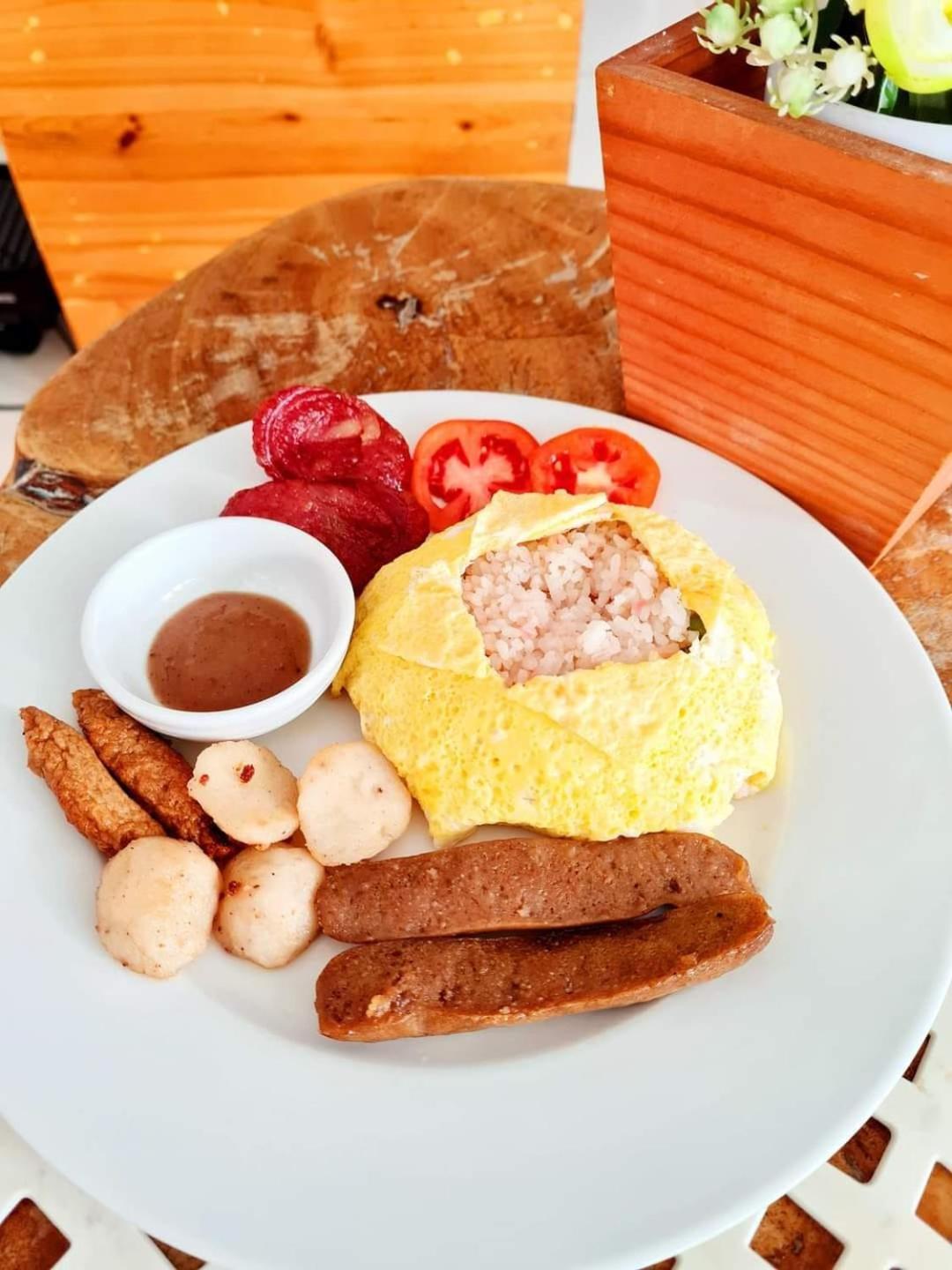 Date & Dine Resort Antipolo Ngoại thất bức ảnh