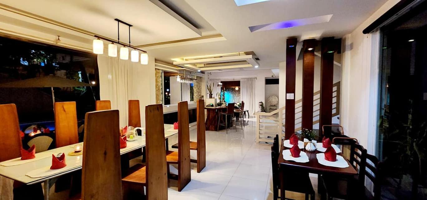 Date & Dine Resort Antipolo Ngoại thất bức ảnh